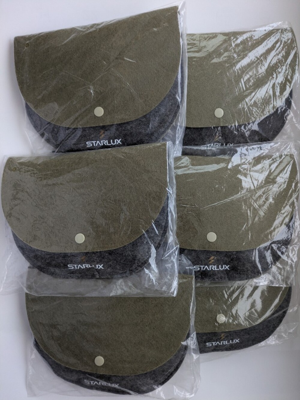 Starlux Six Travel Amenity Kits in Grey